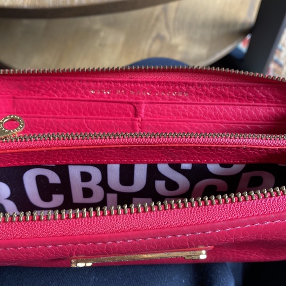 Marc by Marc Jacobs Leather Wallet - Picture 5 of 5